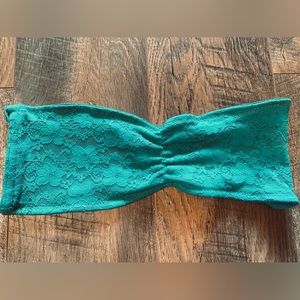 Forest green lace top size medium